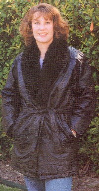 ladiesfurcoatfurtrim.jpg